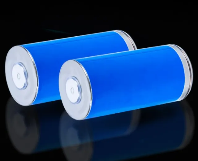 46950 3.2V 32Ah Cylindrical LiFePO4 Battery Cell