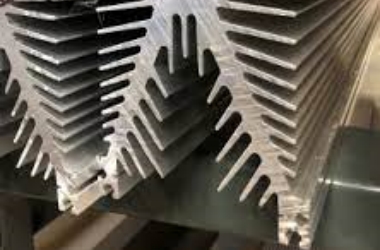 Industrial Heat Sink: Provide stable and reliable heat dissipation solutions for industrial equipment